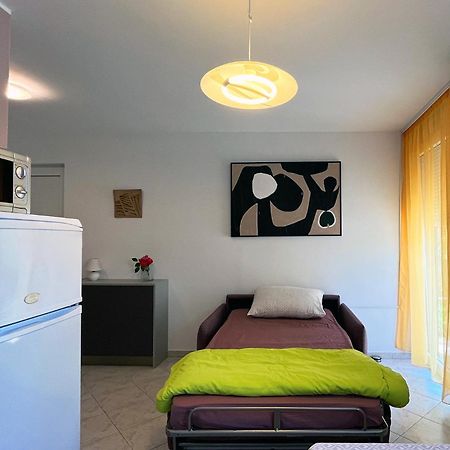 Holiday Apartment For Families And Couples In Pula, Stinjan Buitenkant foto